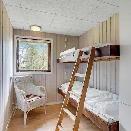 Fyrrevaenget Blavand X