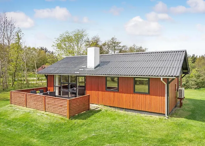 Fyrrevaenget X بيت للعطل *