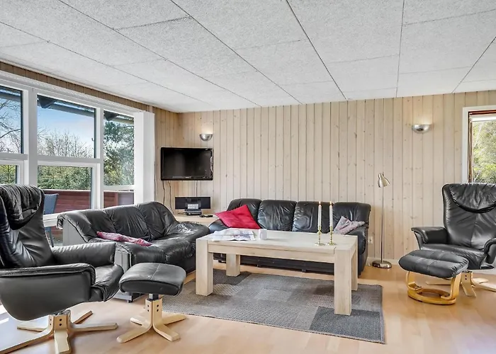 Fyrrevaenget X بيت للعطل Blåvand